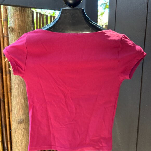 Garage Plunge Seamed Tee - Picture 3 of 3